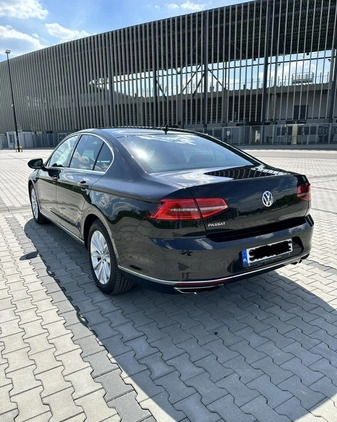 Volkswagen Passat cena 88900 przebieg: 147000, rok produkcji 2017 z Sosnowiec małe 497